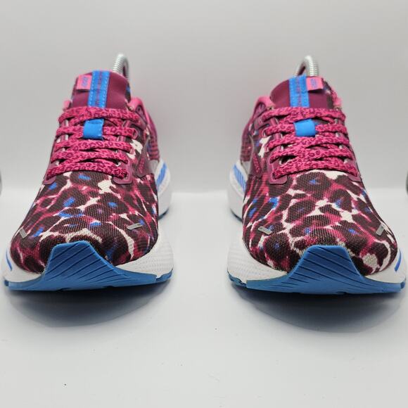 Brooks Adrenaline GTS 22 Run Wild Cosmic Cheetah Womens 7.5 Medium B Sneakers - Picture 3 of 13